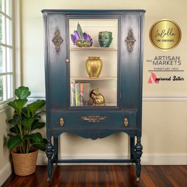 Display Cabinet / Jacobean Vintage Turquoise