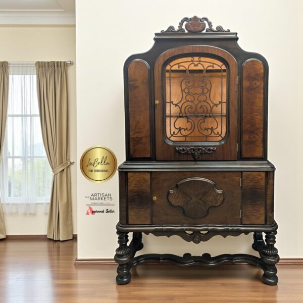 Display Cabinet / Jacobean